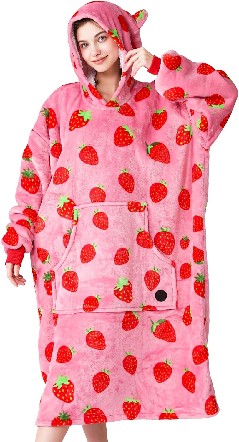THREE POODLE Wearable Blanket Hoodie for Ultimate Comfort