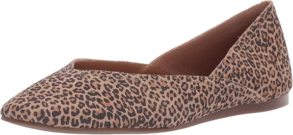 Lucky Brand Women's Alba Ballet Flat: Chic and Versatile Style