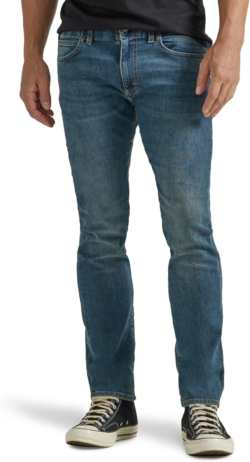 Lee Men's Extreme Motion Slim Straight Jean for Everyday Comfort