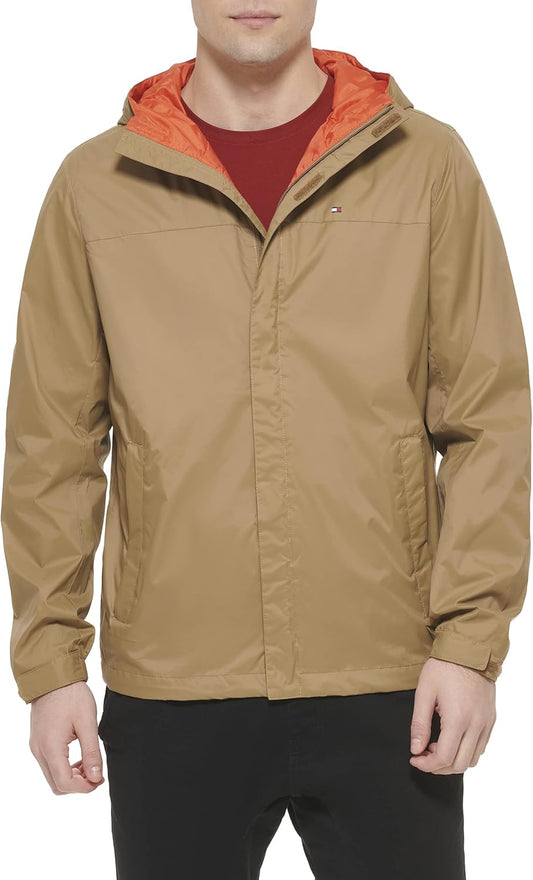Tommy Hilfiger Men's Lightweight Waterproof Hooded Jacket Review