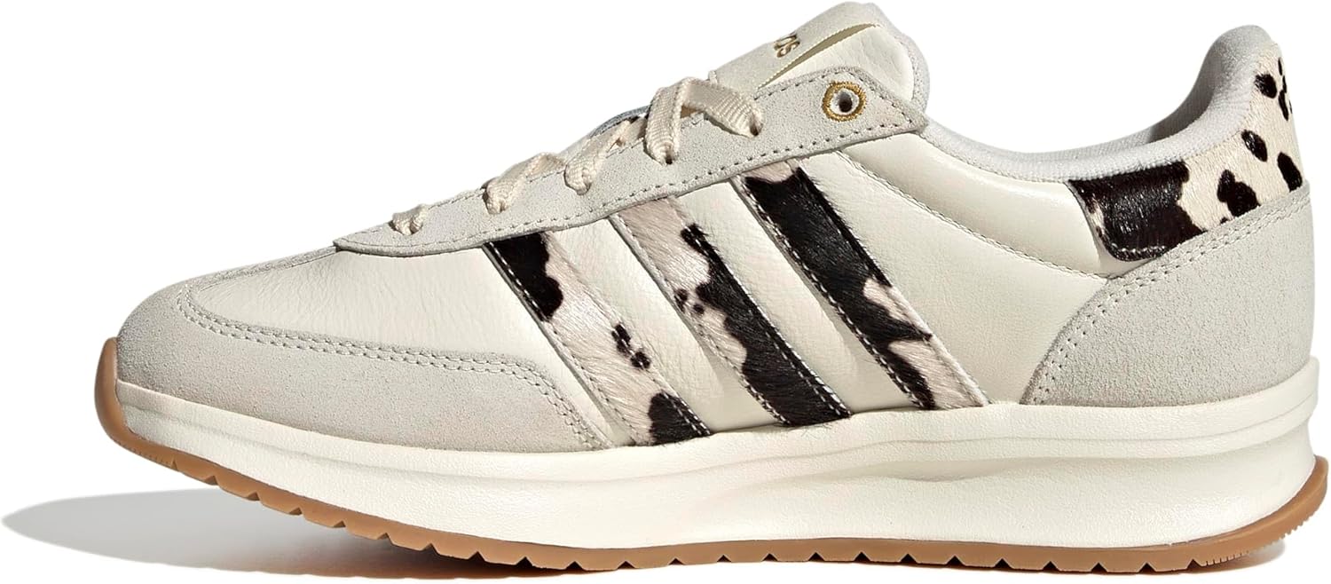 adidas Women's Run 70s 2.0 Sneaker: Classic Comfort & Style