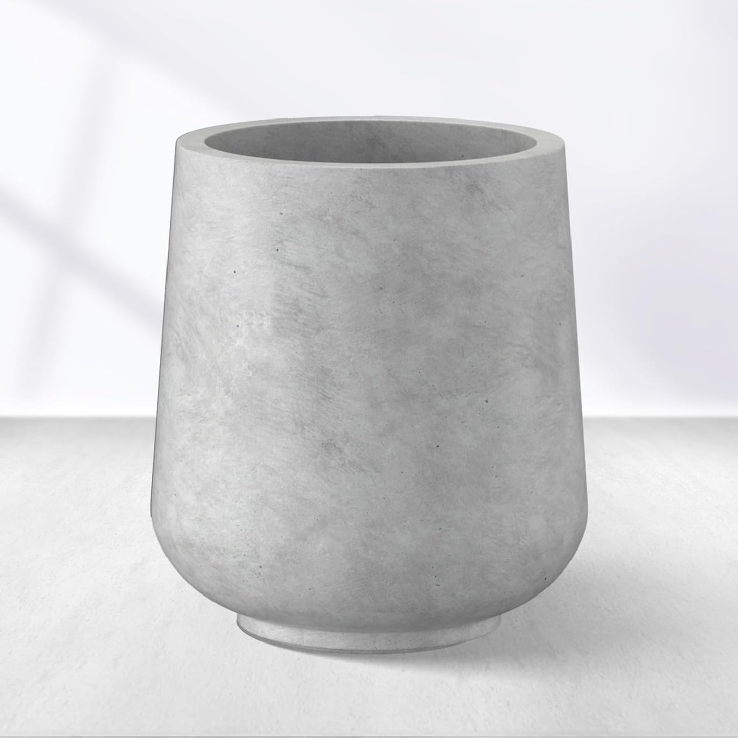 Kante 15.3 Dia Round Concrete Planter for Stylish Home Decor