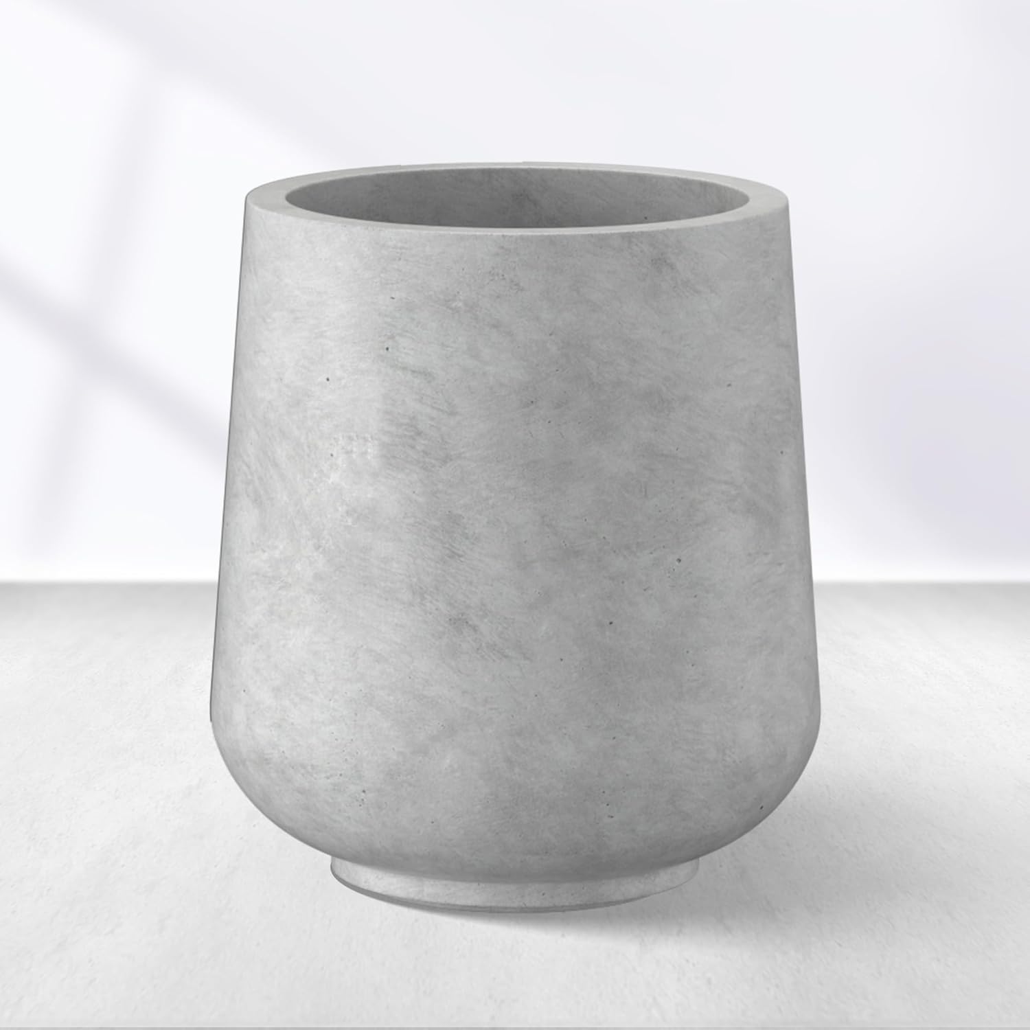 Kante 15.3 Dia Round Concrete Planter for Stylish Home Decor
