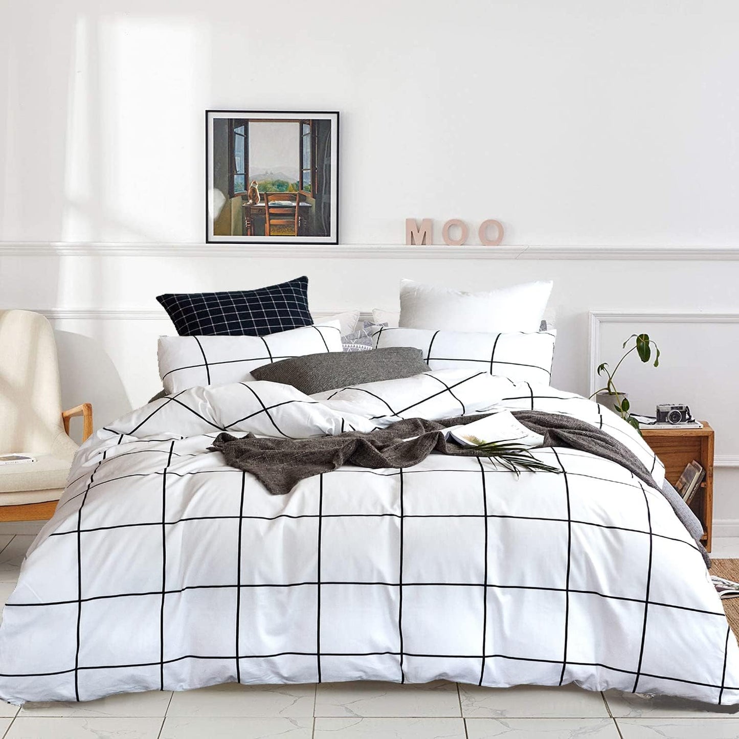 KAREVER White Grid Comforter Set for Cozy Winter Nights