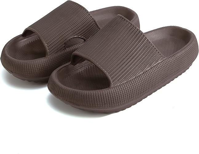 Cloud Slippers for Women and Men by rosyclo - Super Soft Comfort