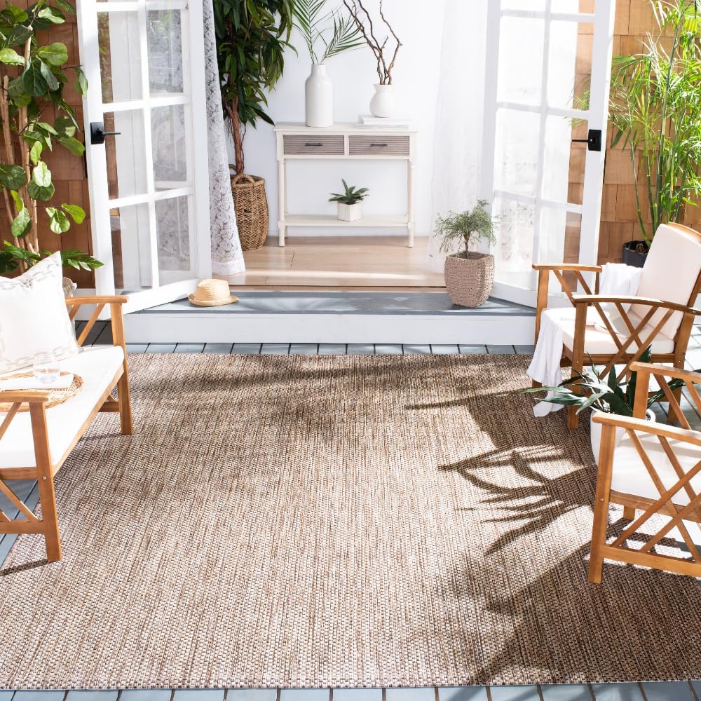 SAFAVIEH Courtyard Collection Area Rug - Stylish & Durable