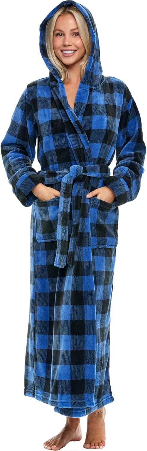 Luxurious Hooded Plush Bathrobe for Women - Cozy Comfort