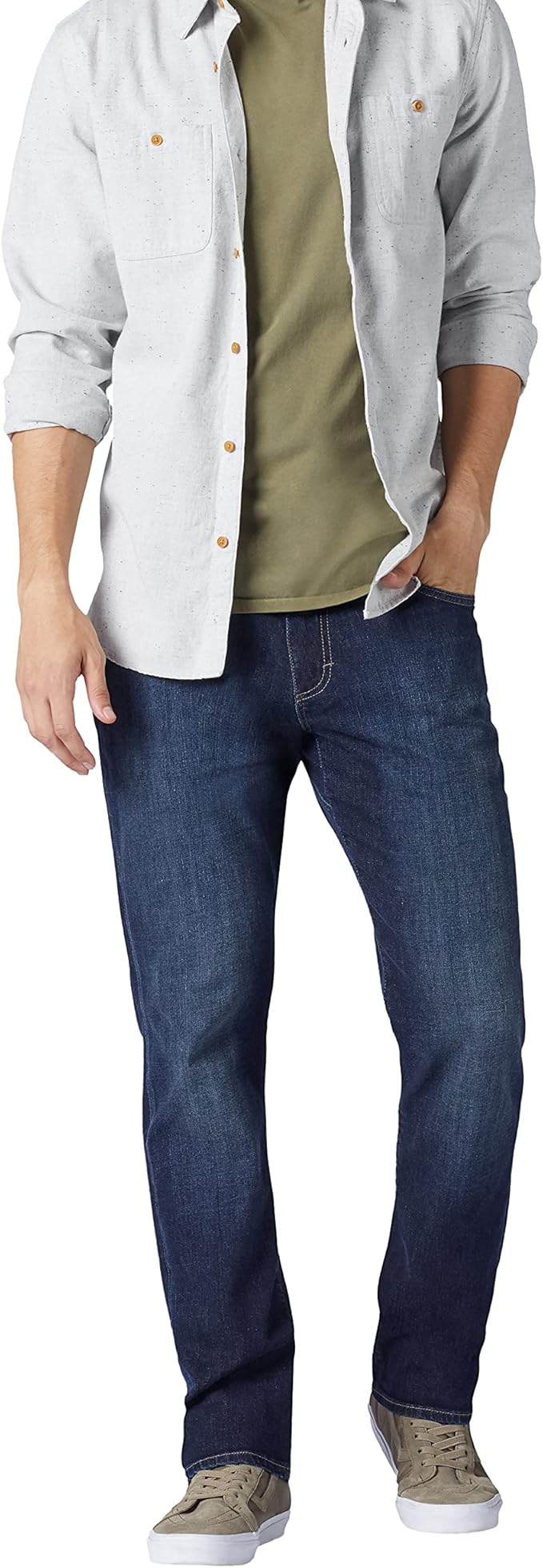 Lee Men's Extreme Motion Straight Taper Jean for Ultimate Comfort