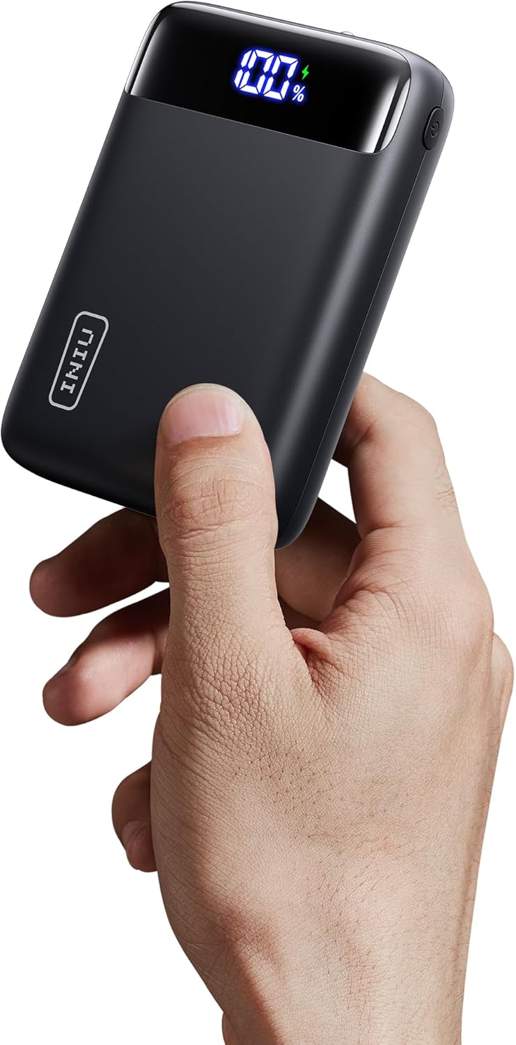 Ultra-Compact 22.5W PD Fast Charger by INIU