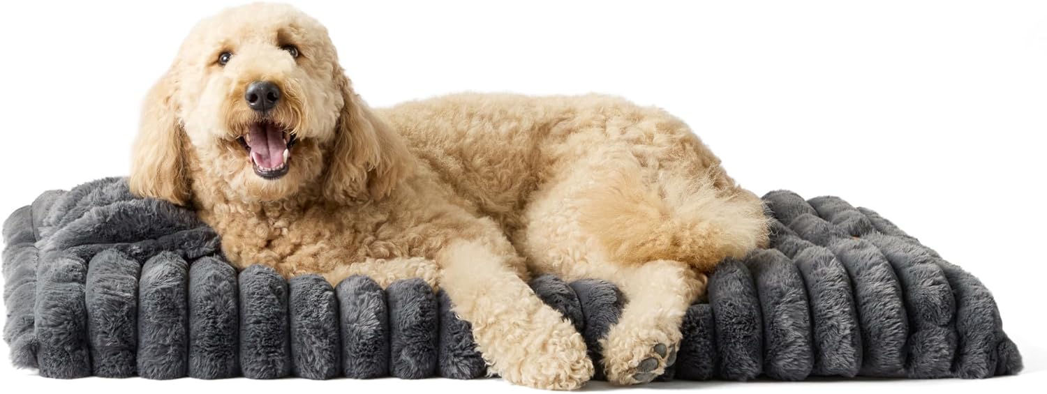 CuddleTown Ribbed Bubble Stripe Pillow Pet Bed for Medium Pets
