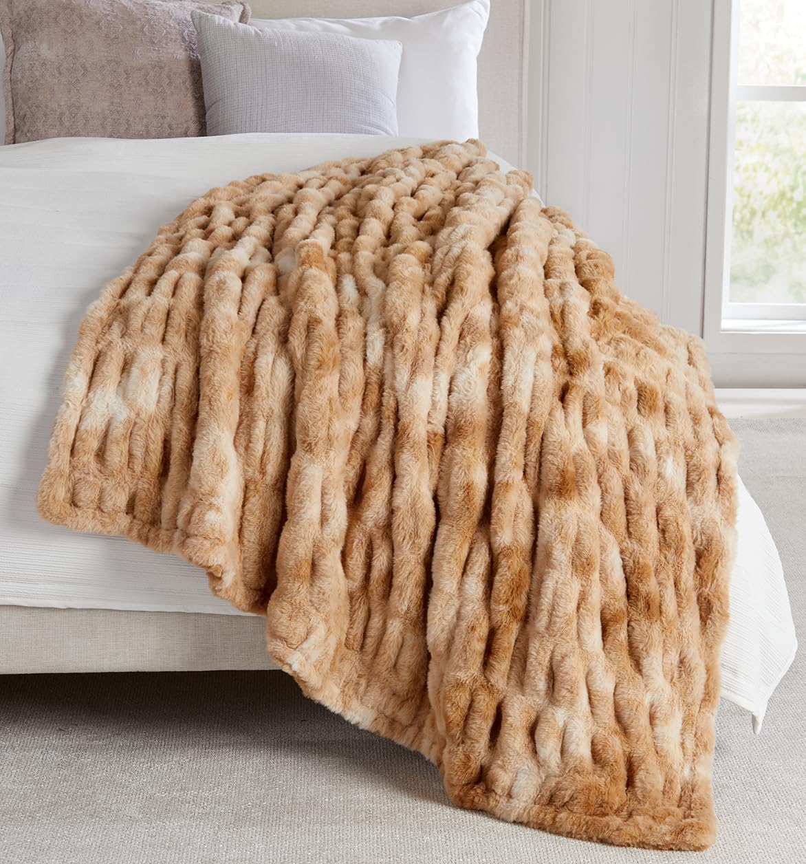 Luxury Plush Throw Blanket for Couch Year Round - Beige Fleece