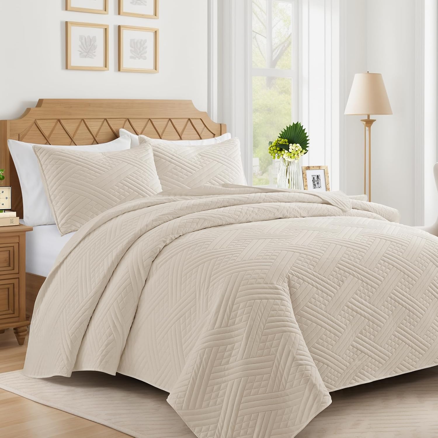Lavsiry Beige Quilt Oversized California King Size Bedspread Set
