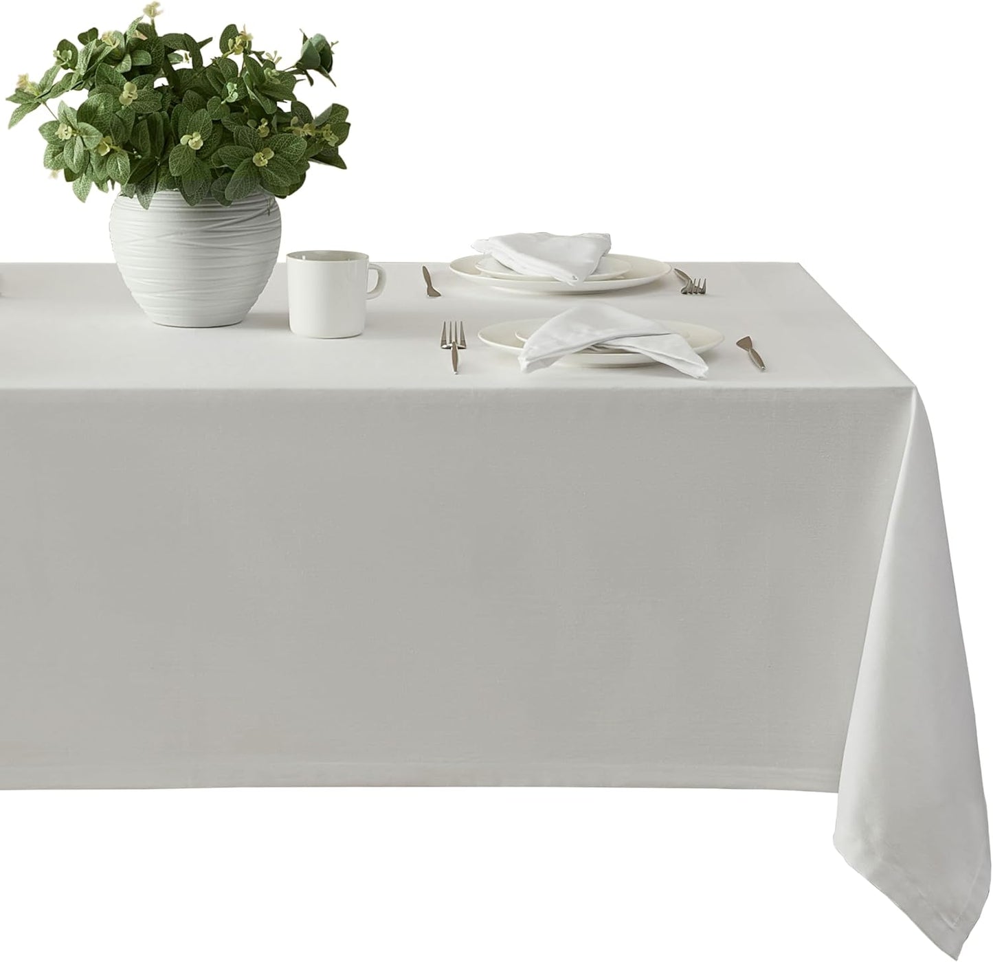 Hotel Butler Service White Tablecloth for Elegant Dining