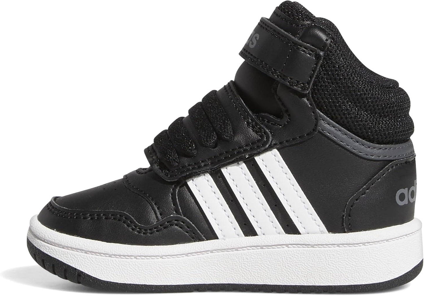 adidas Men's Hoops 3.0 Low Sneaker: Vintage Style & Comfort