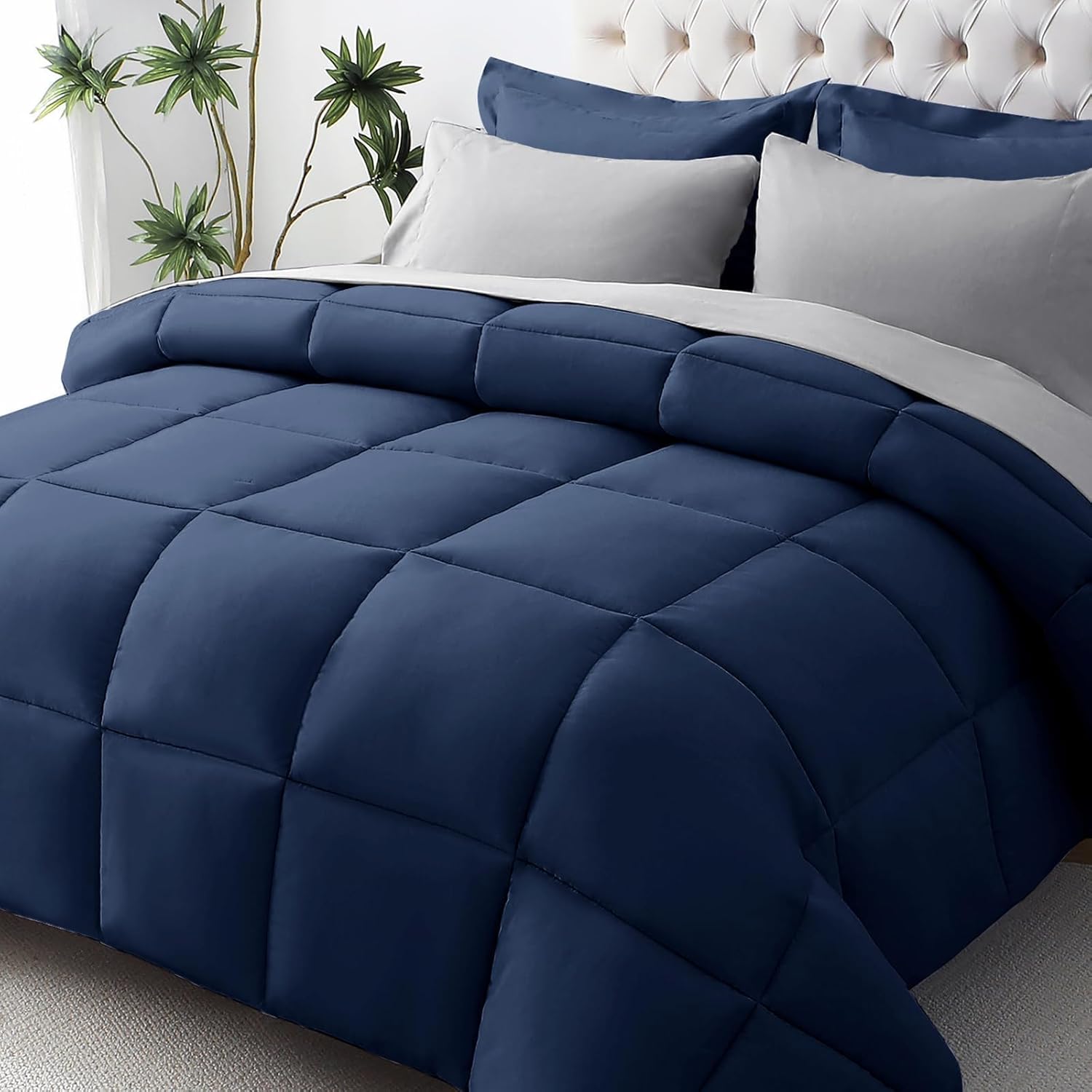 JOLLYVOGUE Twin Comforter Set: Ultra-Soft Bedding in Navy Blue