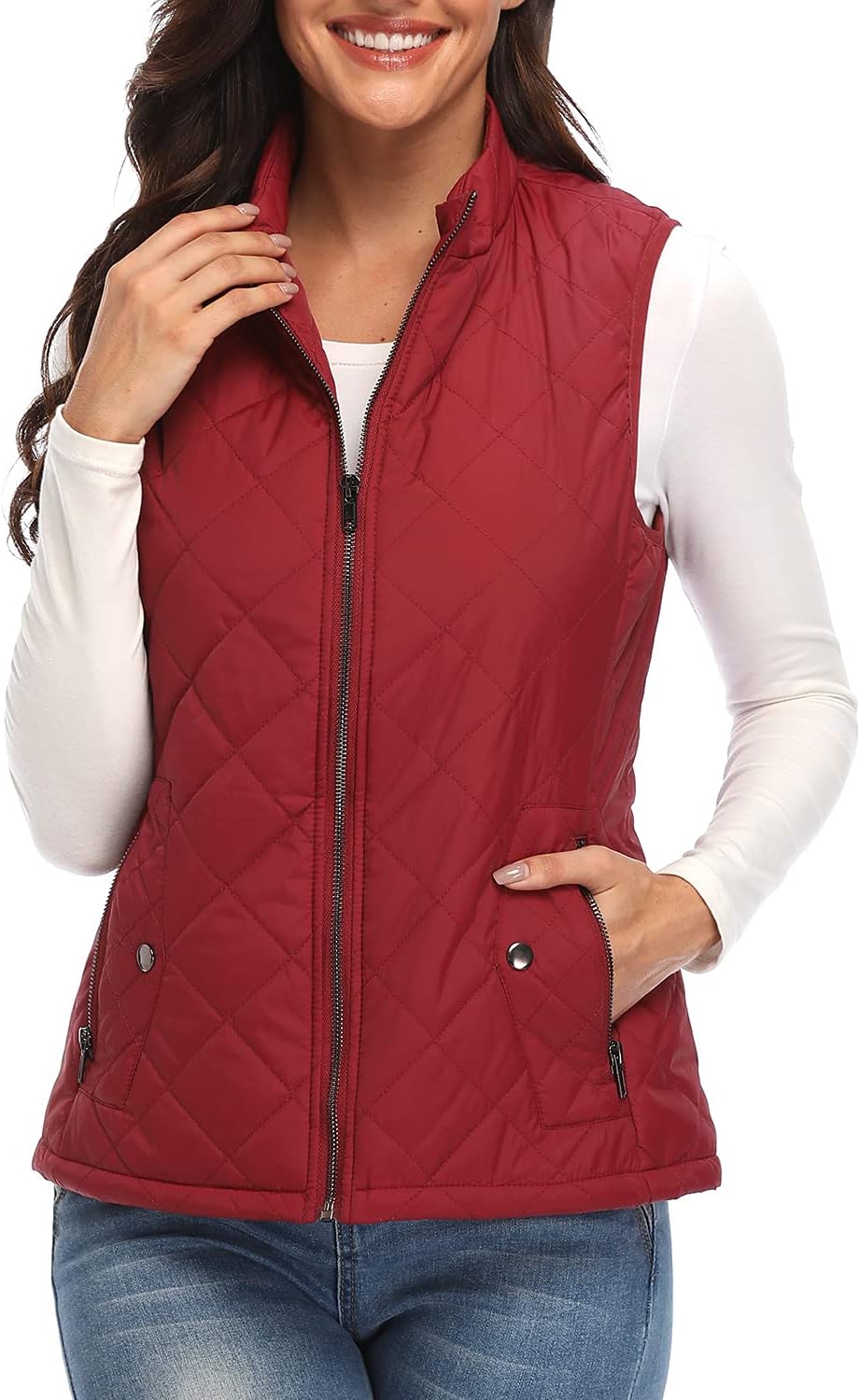Quilted Lightweight Women's Vest with Zip Pockets for Comfort