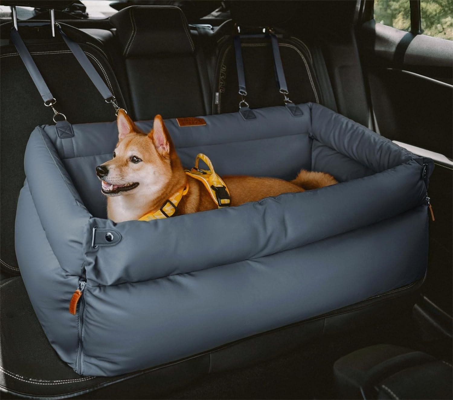 FunnyFuzzy Dog Car Seat for Small Dogs - Stylish and Safe