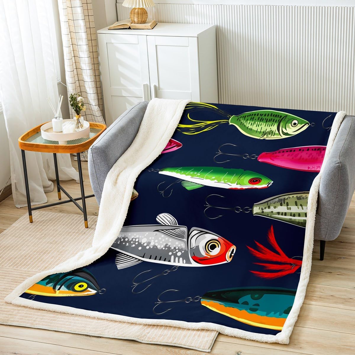 Ocean Themed Sherpa Fuzzy Blanket - Fish Pattern Plush Throw