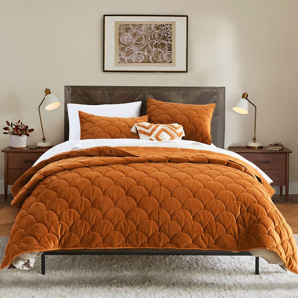 Luxury Velvet Quilt Set King Size for Elegant Bedroom Decor