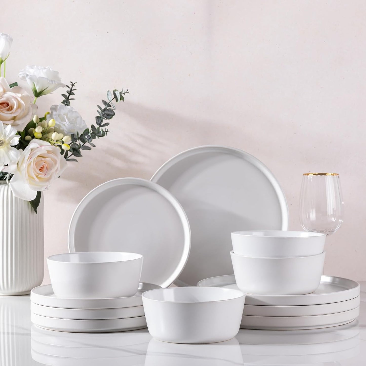 AmorArc Ceramic Dinnerware Set for 4 - Modern Matte White Plates