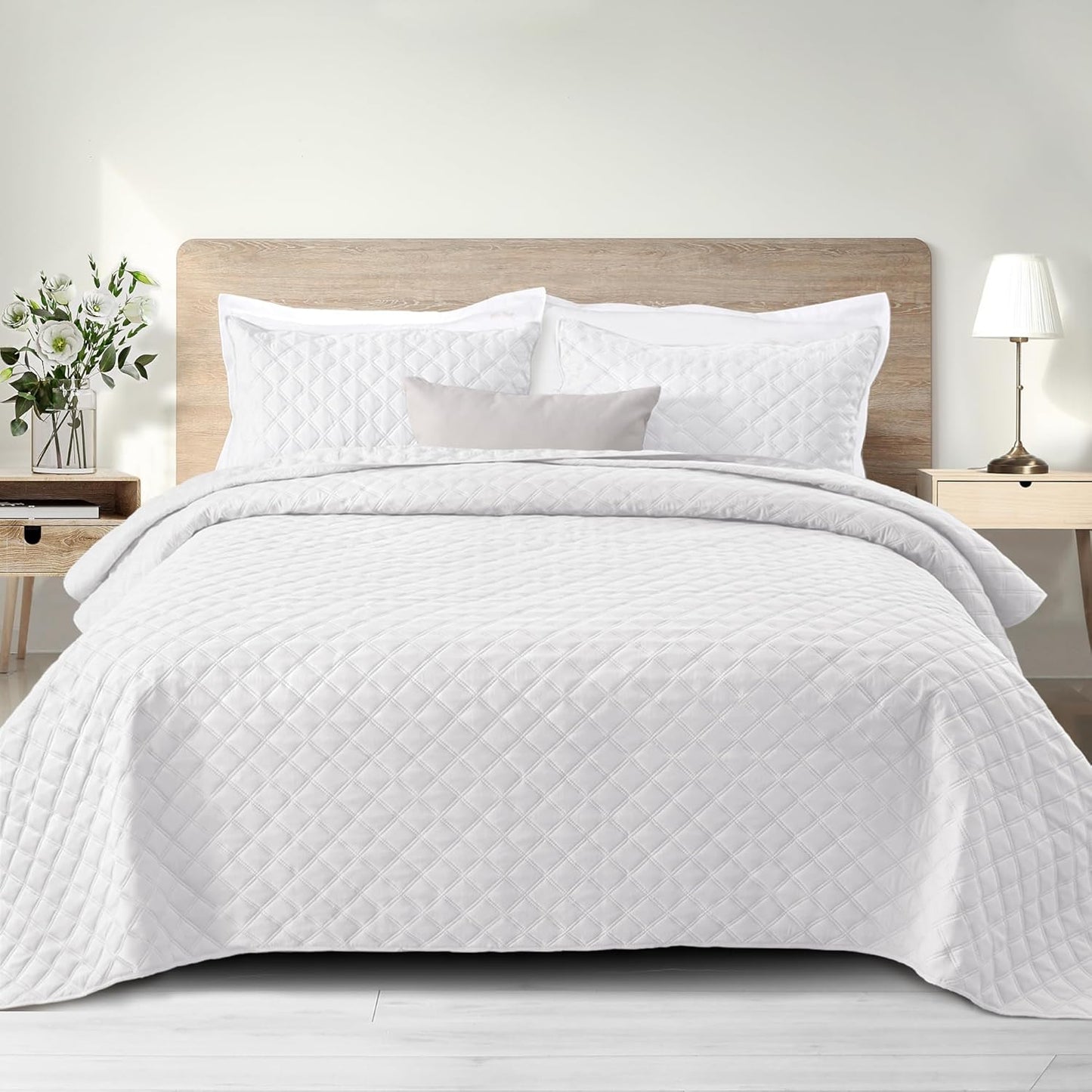 Soft Quilt Set King Size for All Seasons - Lightweight Bedding