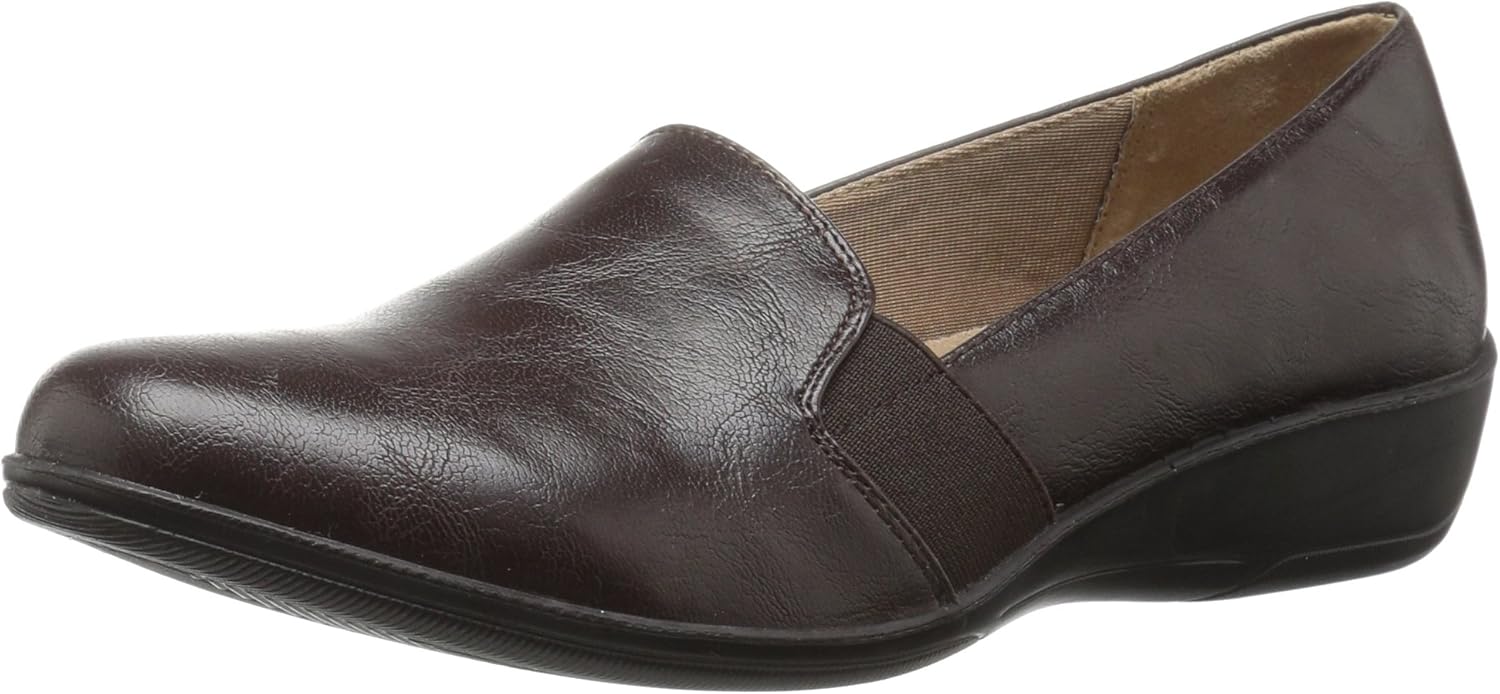 LifeStride Women's Isabelle Flat: Comfort and Style Combined