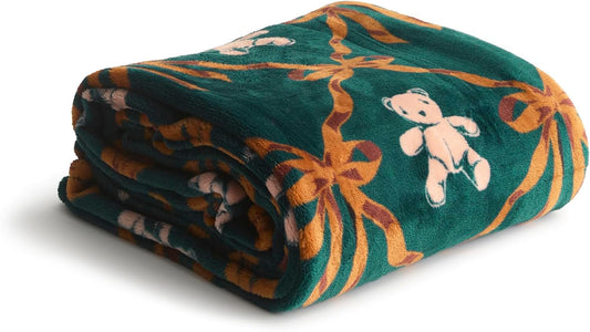 Vera Bradley Women's Disney Fleece Plush Throw Blanket Review