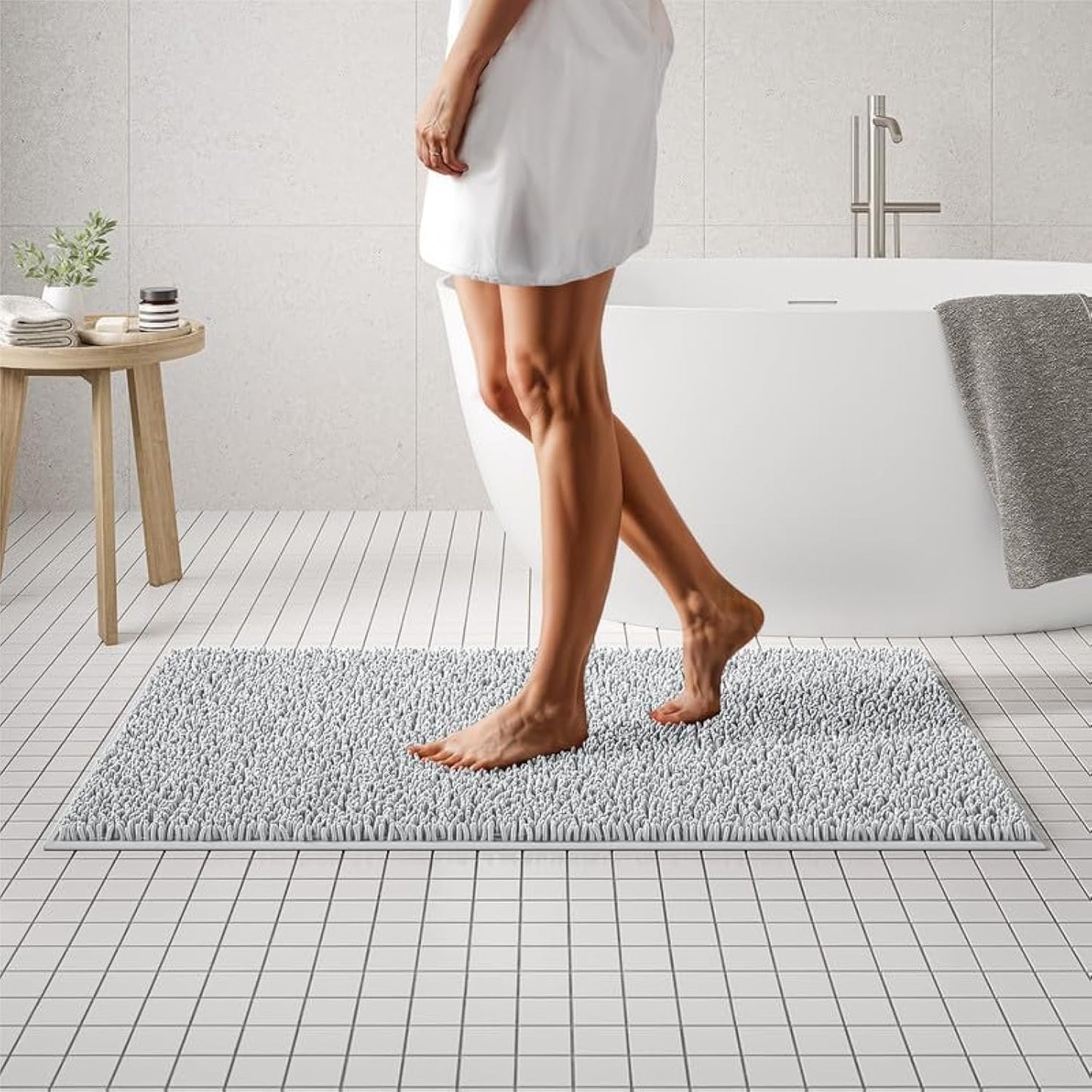 MAYSHINE Plush Shaggy Chenille Bath Mat for Ultimate Comfort