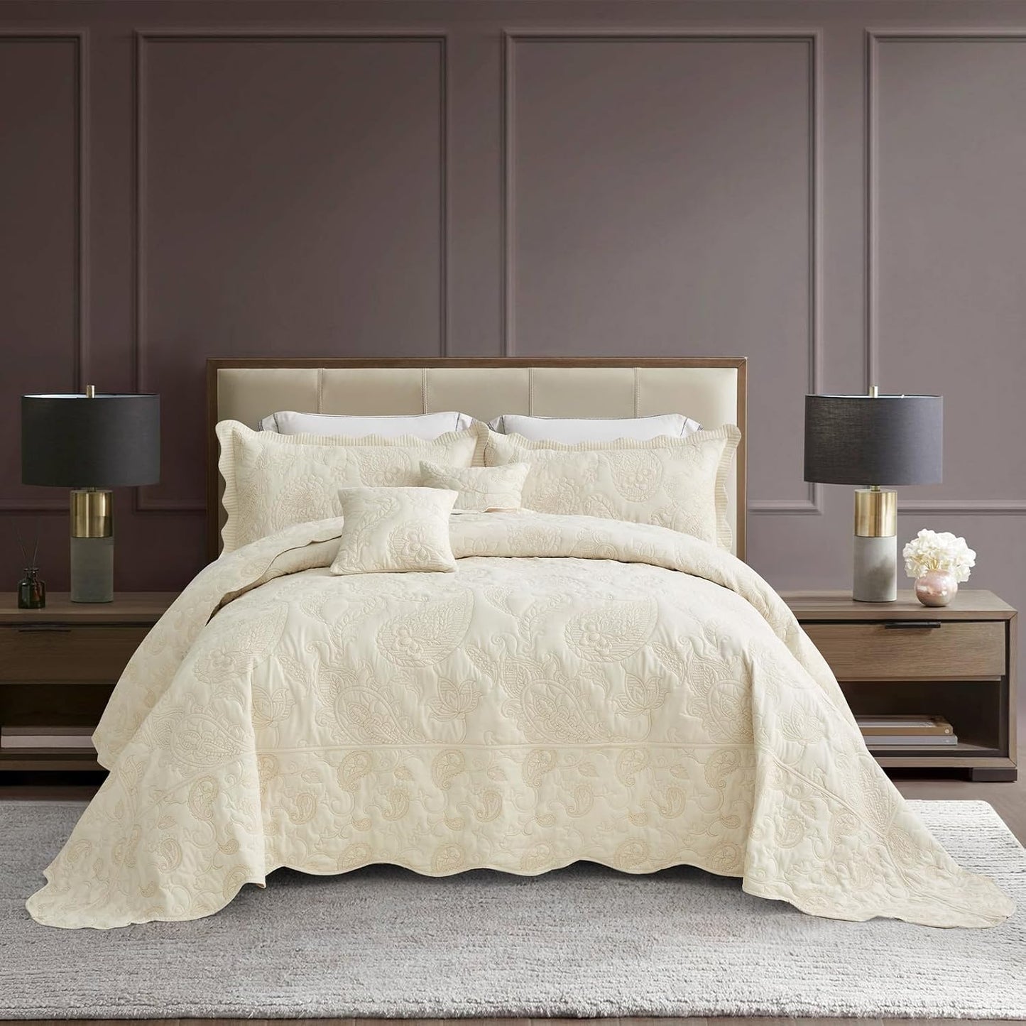 Oversized King Bedspread Set - Luxurious Quilted Coverlet