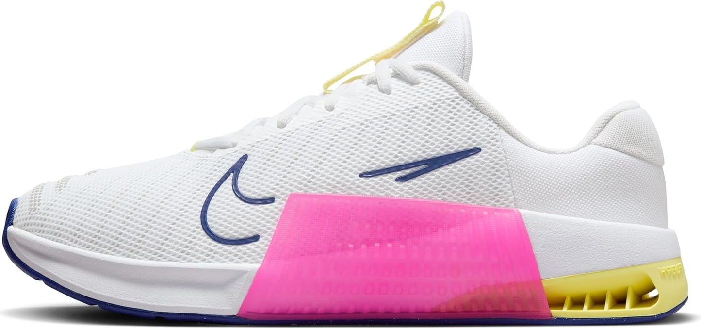 Nike Mens Sneaker with Lace Lock System for Ultimate Support