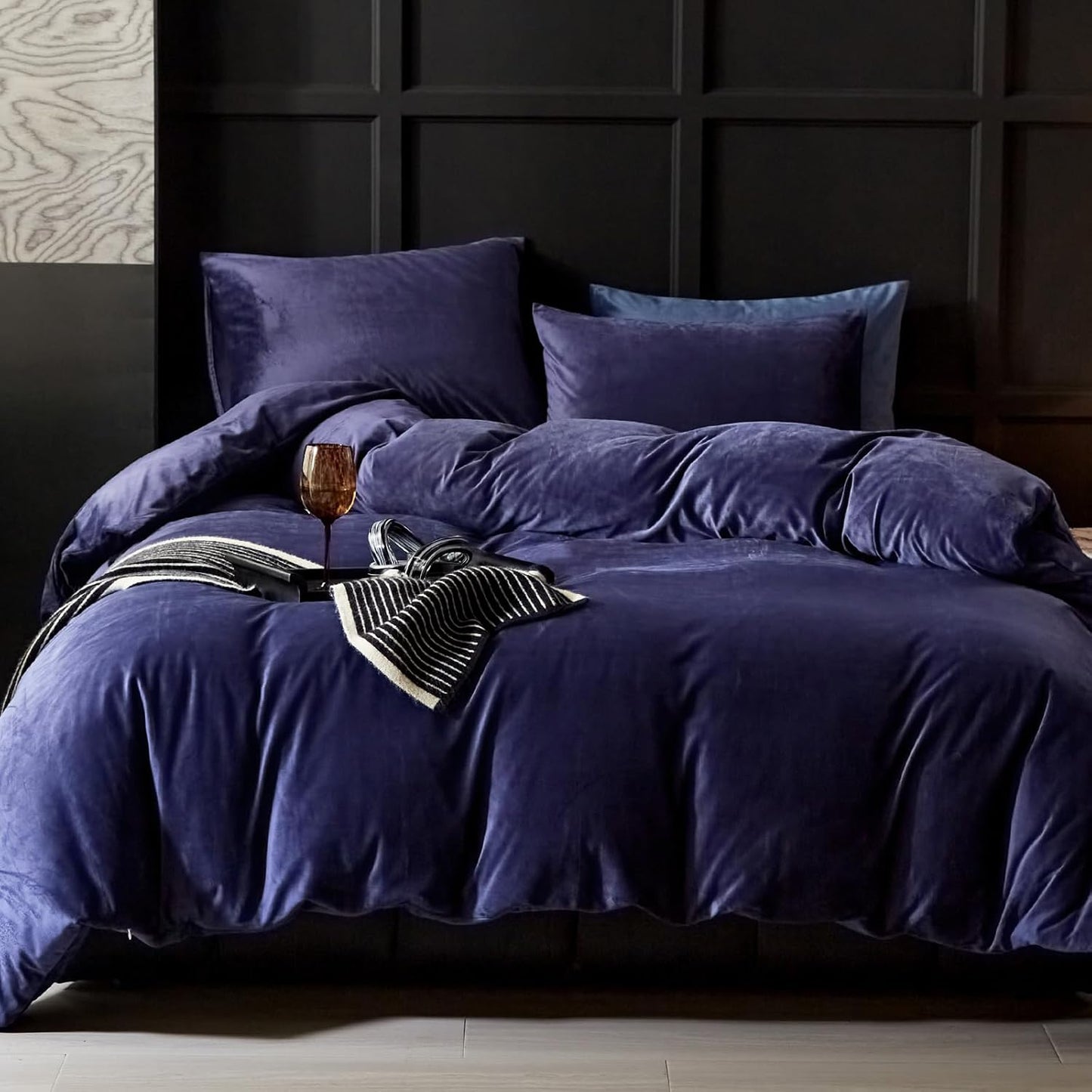 Ultra Soft Velvet Duvet Cover Set for Luxurious Bedroom Style