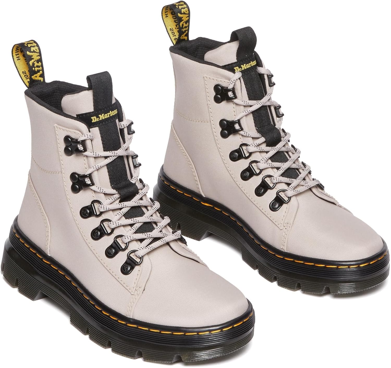 Dr. Martens Combs W Lace-Up Boots for Stylish Outdoor Looks