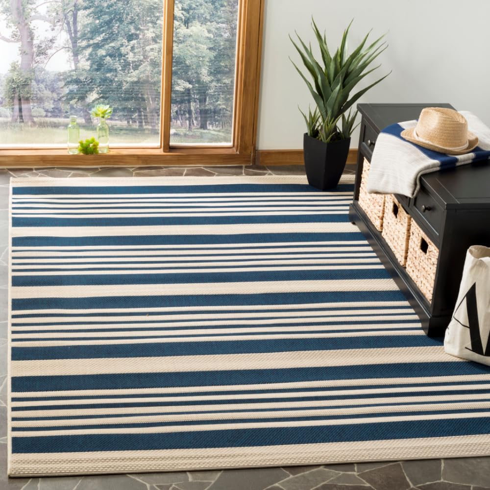 SAFAVIEH Courtyard Collection Area Rug - Stylish & Durable
