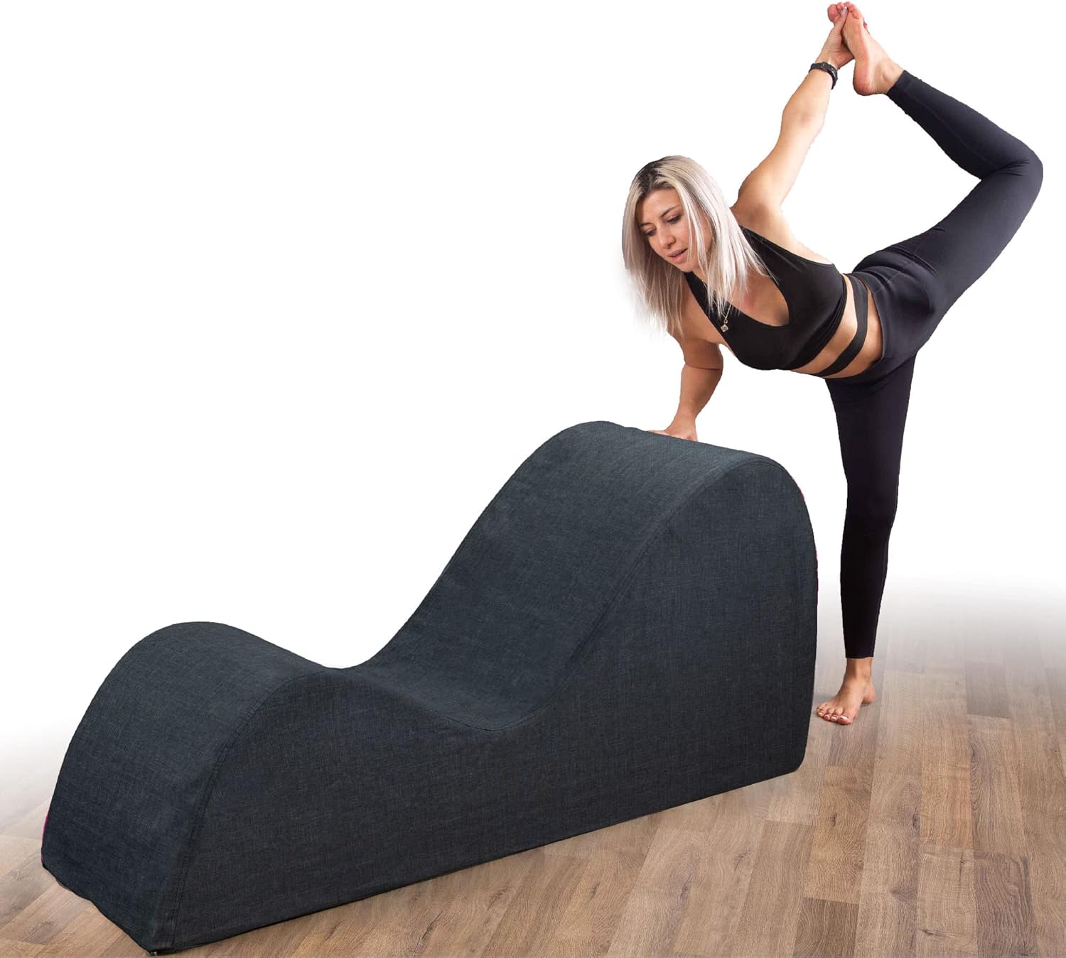 Curved Chaise Lounge for Ultimate Relaxation