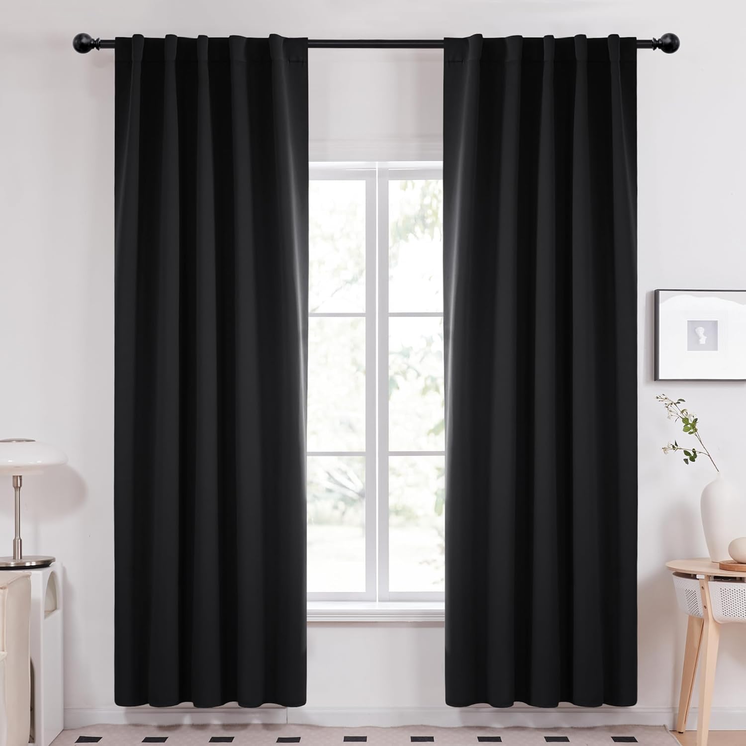 Deconovo Blackout Curtains: Noise Reducing Elegance