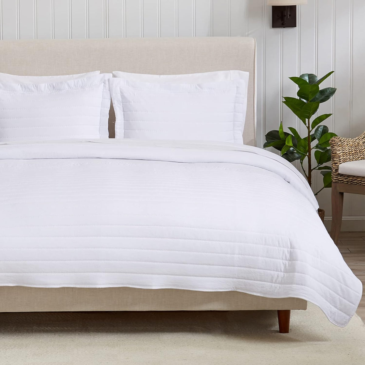 Lightweight Full/Queen Quilt Comforter Set with Shams for All Seasons