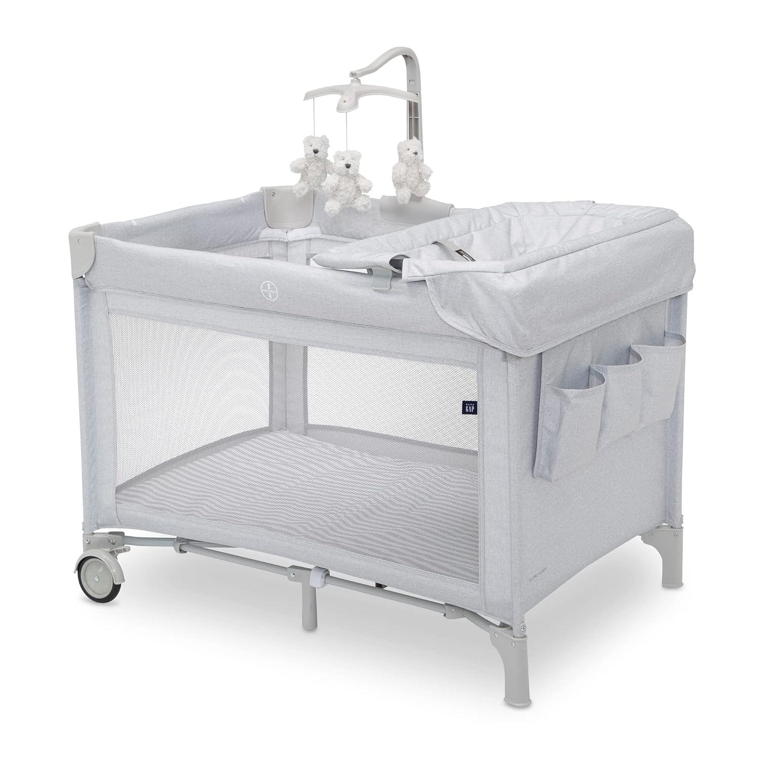GAP babyGap Deluxe Play Yard with Bassinet and Changing Table