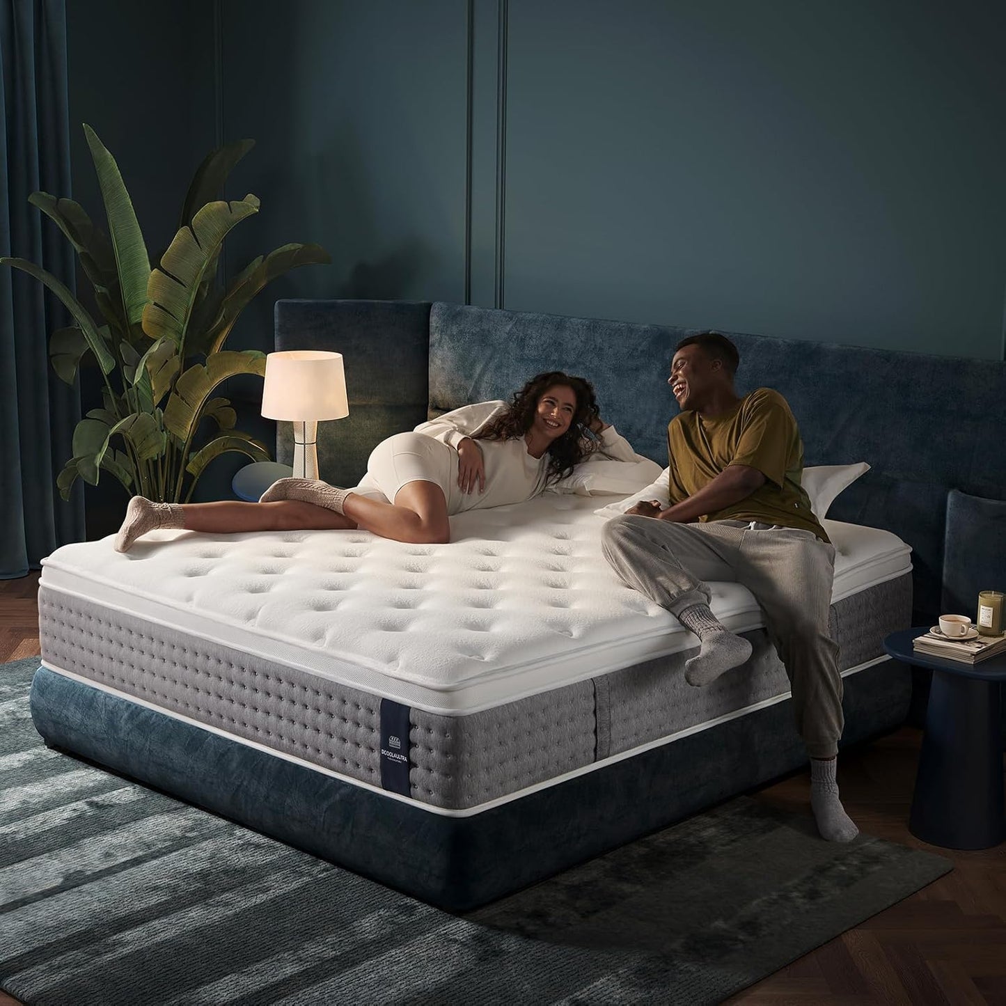Queen Size Mattress 12 Inch Hybrid with Memory Foam Support