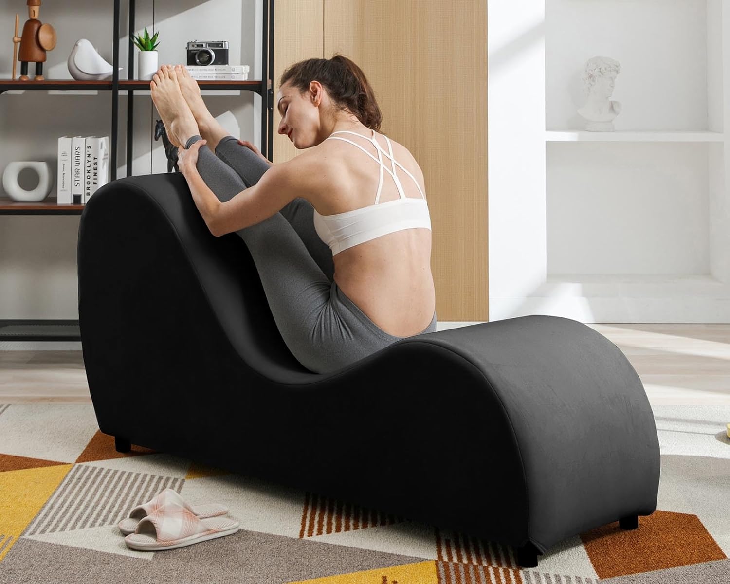 MUZZ Velvet Yoga Chair - Adult Relaxation