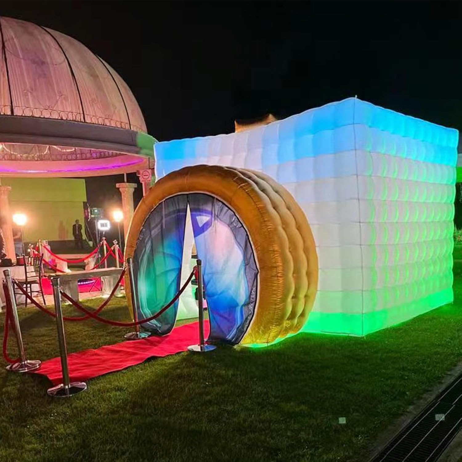 SAYOK Inflatable White Photo Booth: Perfect for Events!