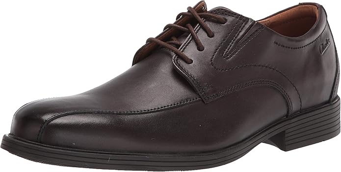 Clarks Men's Whiddon Pace Oxford: Stylish Comfort for Every Occasion