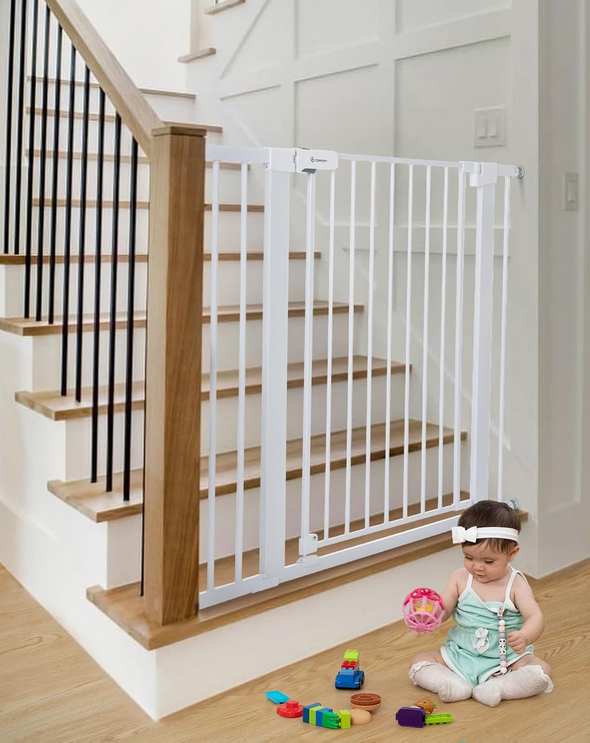 COMOMY Extra Tall Baby Gate for Stairs and Doorways Safety