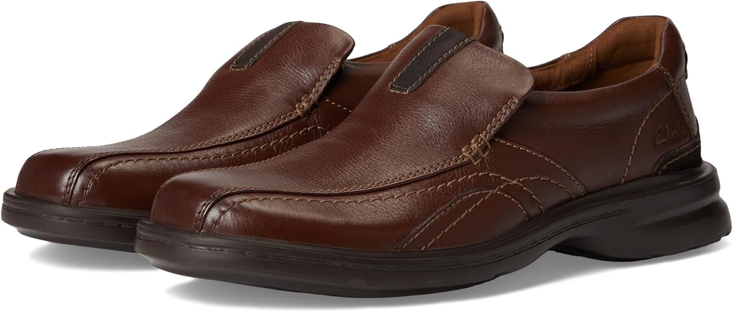 Clarks Mens Gessler Step: Premium Tan Leather Slip-On Comfort
