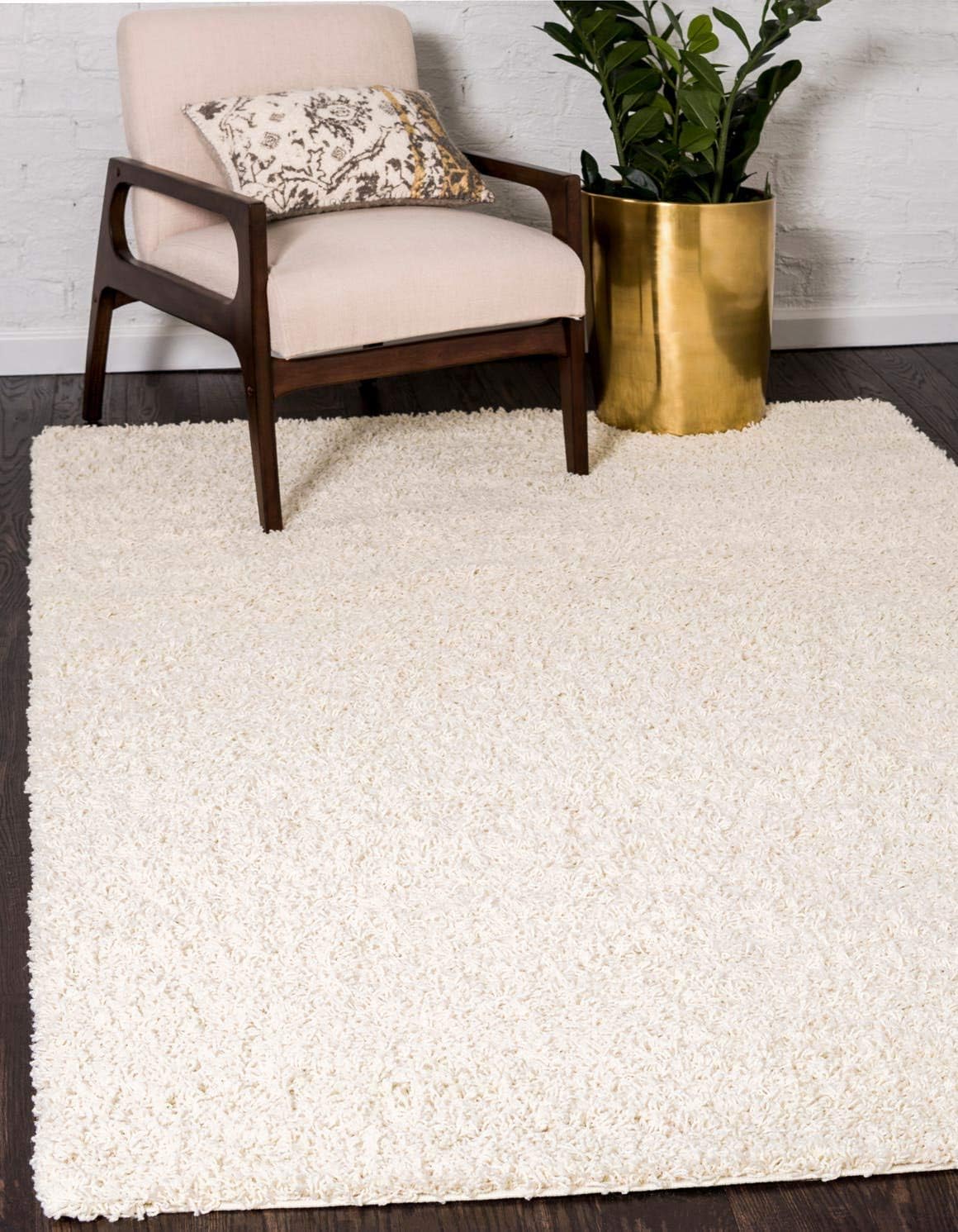 Unique Loom Solid Shag Collection Area Rug in Pure Ivory