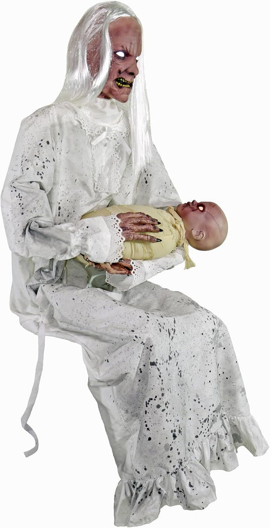 Life-Size Animatronic Gravely Granny for Spooky Halloween Fun