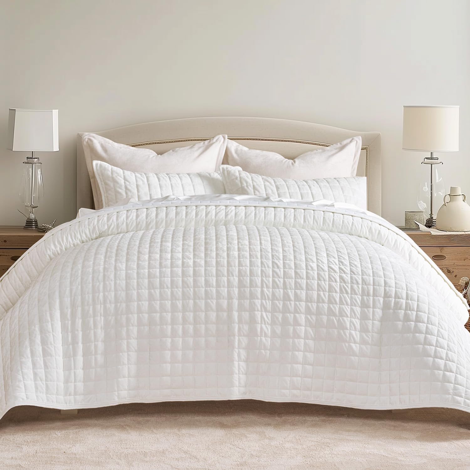 Luxury Velvet Quilt Set King Size for All Season Comfort