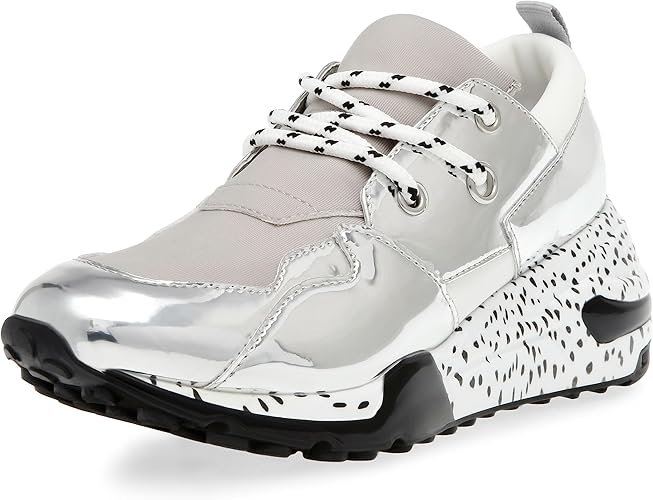 Steve Madden Women's Cliff Sneaker: Stylish Comfort for Every Step