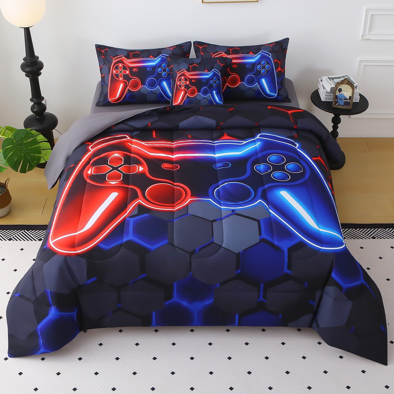 JQinHome Full Gaming Bedding Set for Kids with 3D Console Print