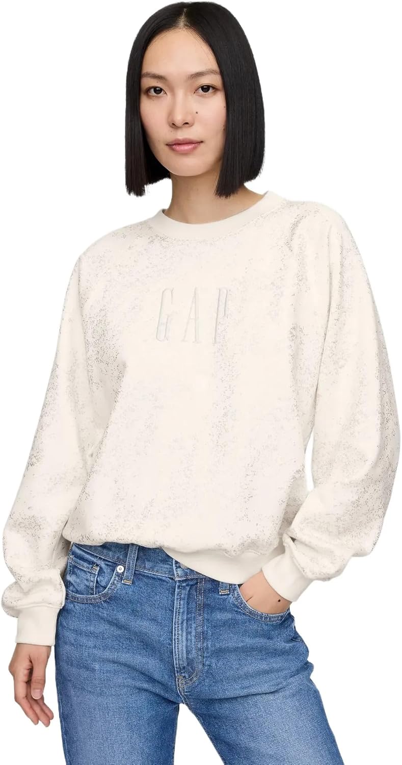 GAP Cozy Logo Sweatshirt: Stylish Comfort!