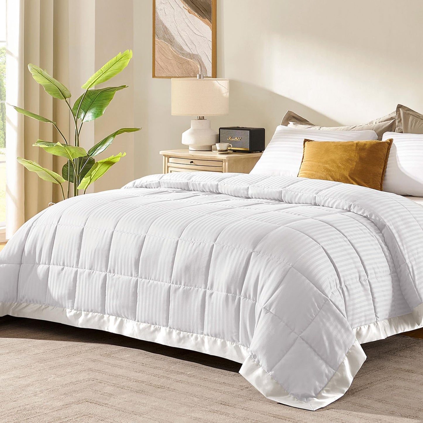 Downluxe Queen Size Blanket with Satin Trim for All Seasons